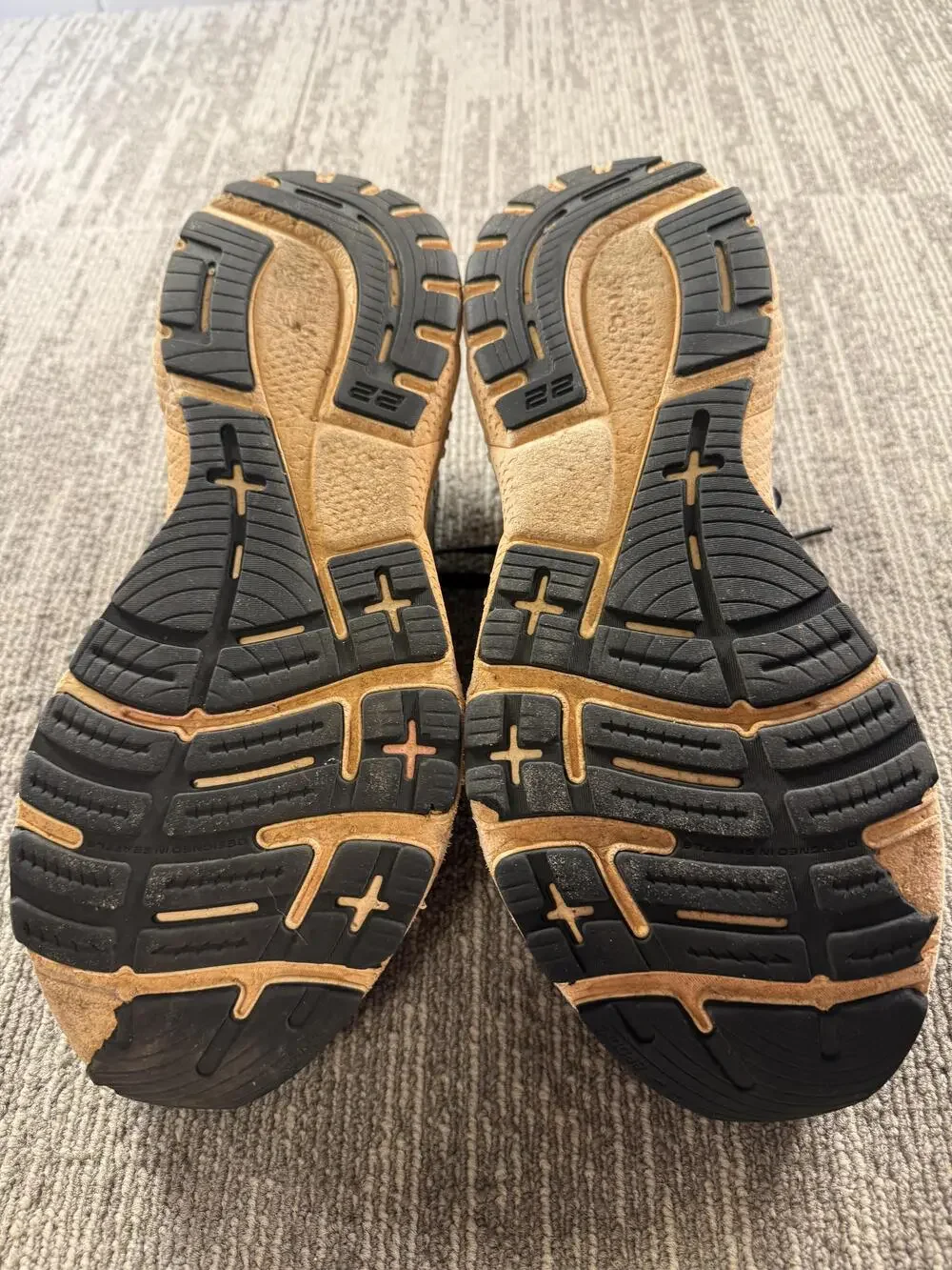 Brooks brand style